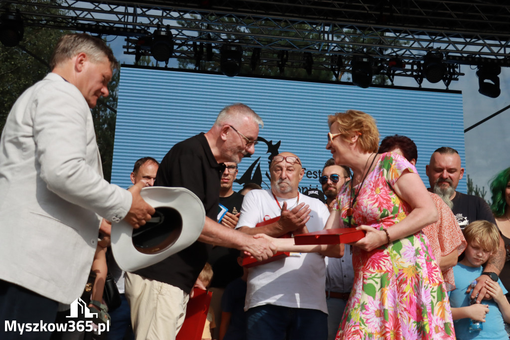 Fotorelacja VIII: Ogłoszenie wyników konkursu MOTO LEGENDY - Festiwal z Kopyta w Gniazdowie
