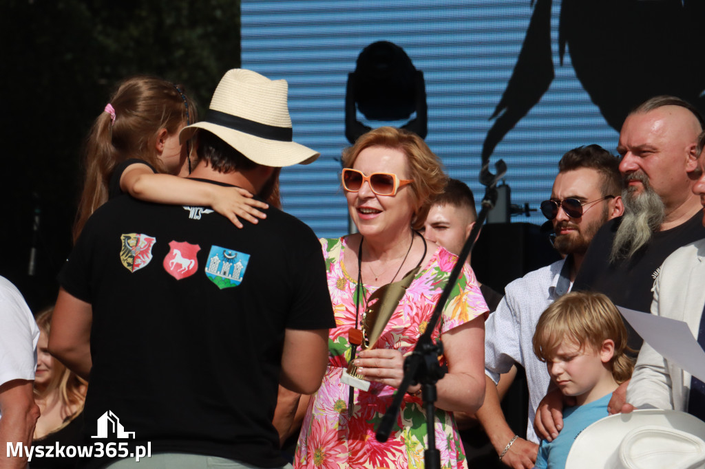 Fotorelacja VIII: Ogłoszenie wyników konkursu MOTO LEGENDY - Festiwal z Kopyta w Gniazdowie