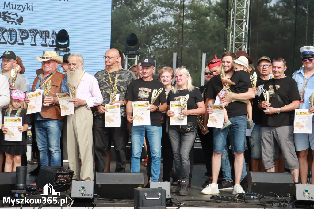 Fotorelacja VIII: Ogłoszenie wyników konkursu MOTO LEGENDY - Festiwal z Kopyta w Gniazdowie