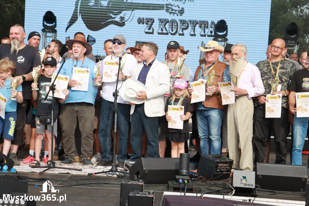 Fotorelacja VIII: Ogłoszenie wyników konkursu MOTO LEGENDY - Festiwal z Kopyta w Gniazdowie