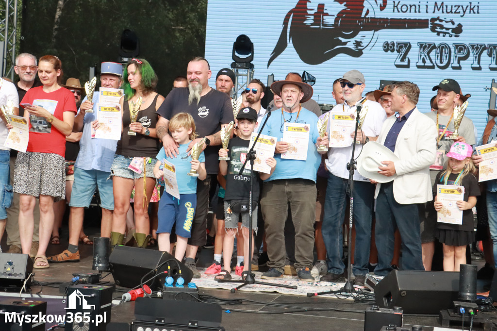 Fotorelacja VIII: Ogłoszenie wyników konkursu MOTO LEGENDY - Festiwal z Kopyta w Gniazdowie