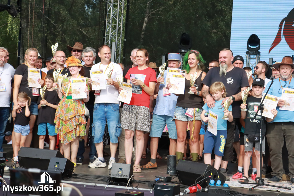 Fotorelacja VIII: Ogłoszenie wyników konkursu MOTO LEGENDY - Festiwal z Kopyta w Gniazdowie
