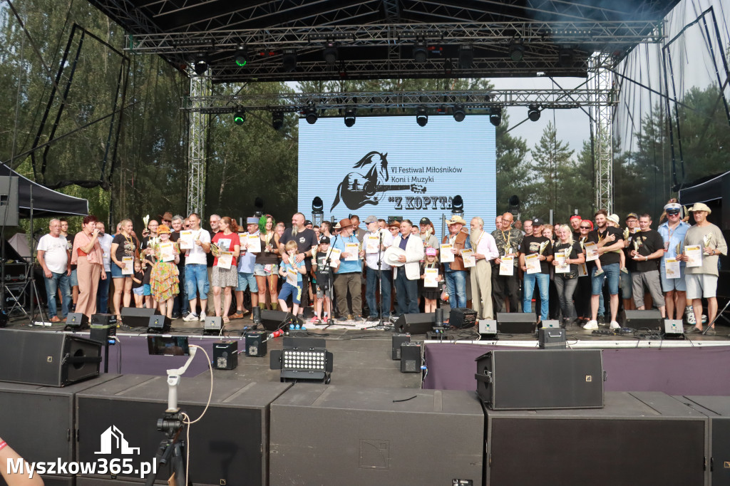 Fotorelacja VIII: Ogłoszenie wyników konkursu MOTO LEGENDY - Festiwal z Kopyta w Gniazdowie