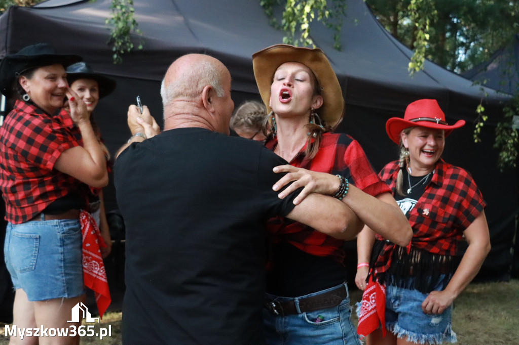 Fotorelacja X: Niebiańskie Kowbojki - Festiwal z Kopyta w Gniazdowie