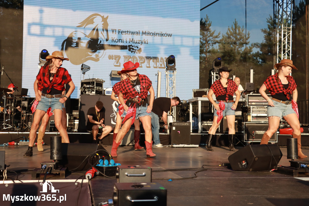 Fotorelacja X: Niebiańskie Kowbojki - Festiwal z Kopyta w Gniazdowie