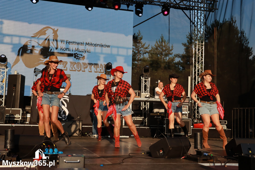 Fotorelacja X: Niebiańskie Kowbojki - Festiwal z Kopyta w Gniazdowie