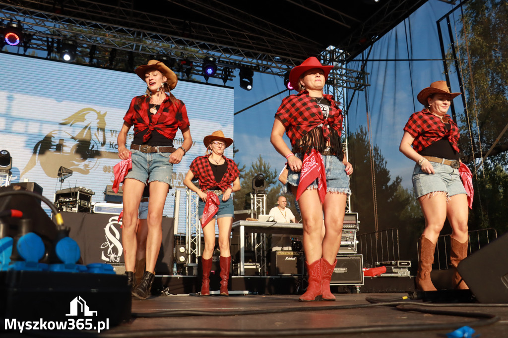Fotorelacja X: Niebiańskie Kowbojki - Festiwal z Kopyta w Gniazdowie