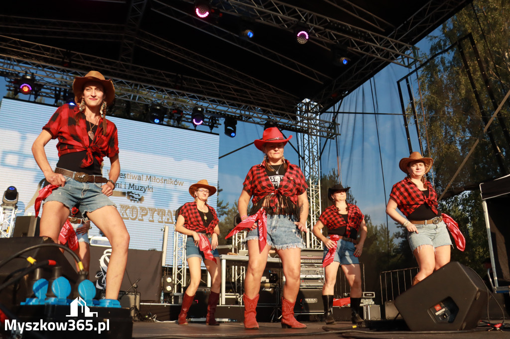 Fotorelacja X: Niebiańskie Kowbojki - Festiwal z Kopyta w Gniazdowie