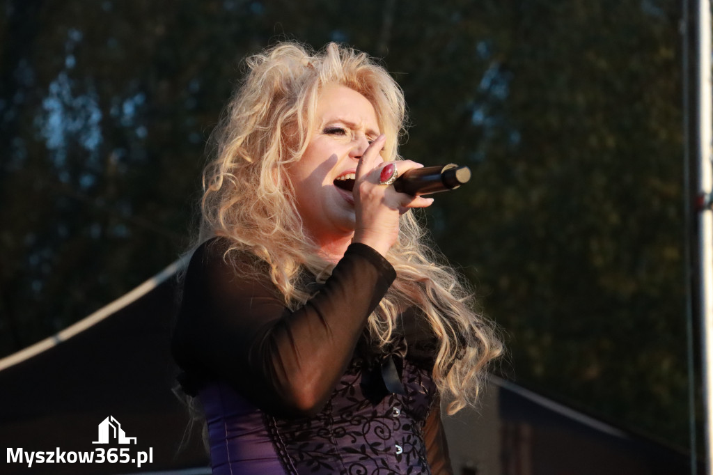 Fotorelacja XI: Koncert Alicja Boncol i KoAlicja - Festiwal z Kopyta w Gniazdowie
