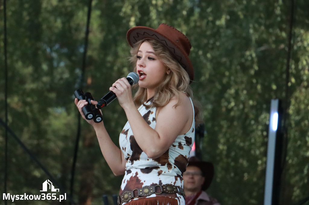 Fotorelacja XII: Ogólnopolski Konkurs COUNTRY STARS w Kategorii zespoły - Festiwal z Kopyta w Gniazdowie