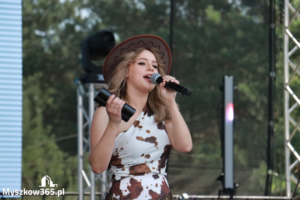Fotorelacja XII: Ogólnopolski Konkurs COUNTRY STARS w Kategorii zespoły - Festiwal z Kopyta w Gniazdowie