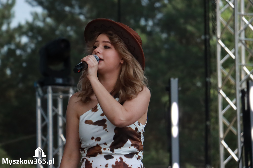 Fotorelacja XII: Ogólnopolski Konkurs COUNTRY STARS w Kategorii zespoły - Festiwal z Kopyta w Gniazdowie