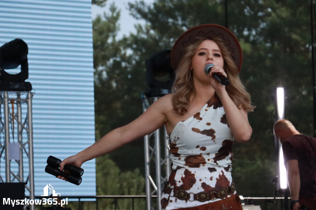 Fotorelacja XII: Ogólnopolski Konkurs COUNTRY STARS w Kategorii zespoły - Festiwal z Kopyta w Gniazdowie