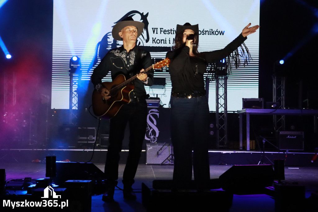 Fotorelacja XII: Ogólnopolski Konkurs COUNTRY STARS w Kategorii zespoły - Festiwal z Kopyta w Gniazdowie
