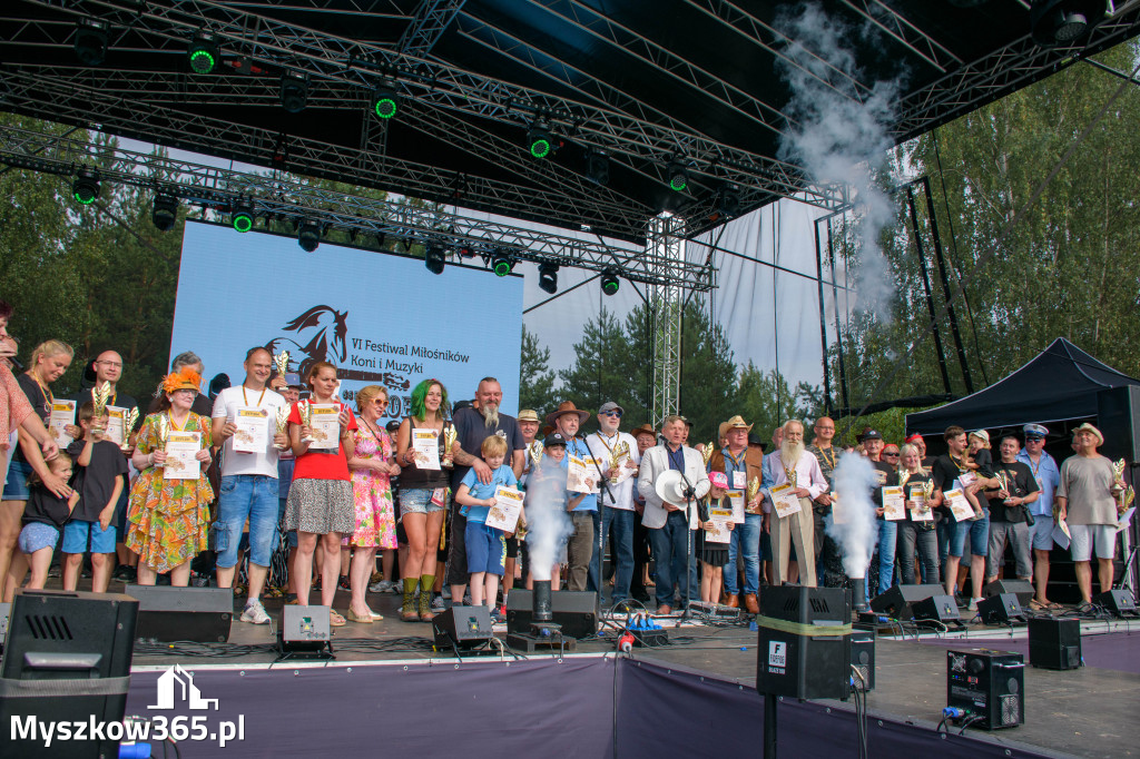 Fotorelacja XV: Festiwal z Kopyta w obiektywie Dawida Budnika