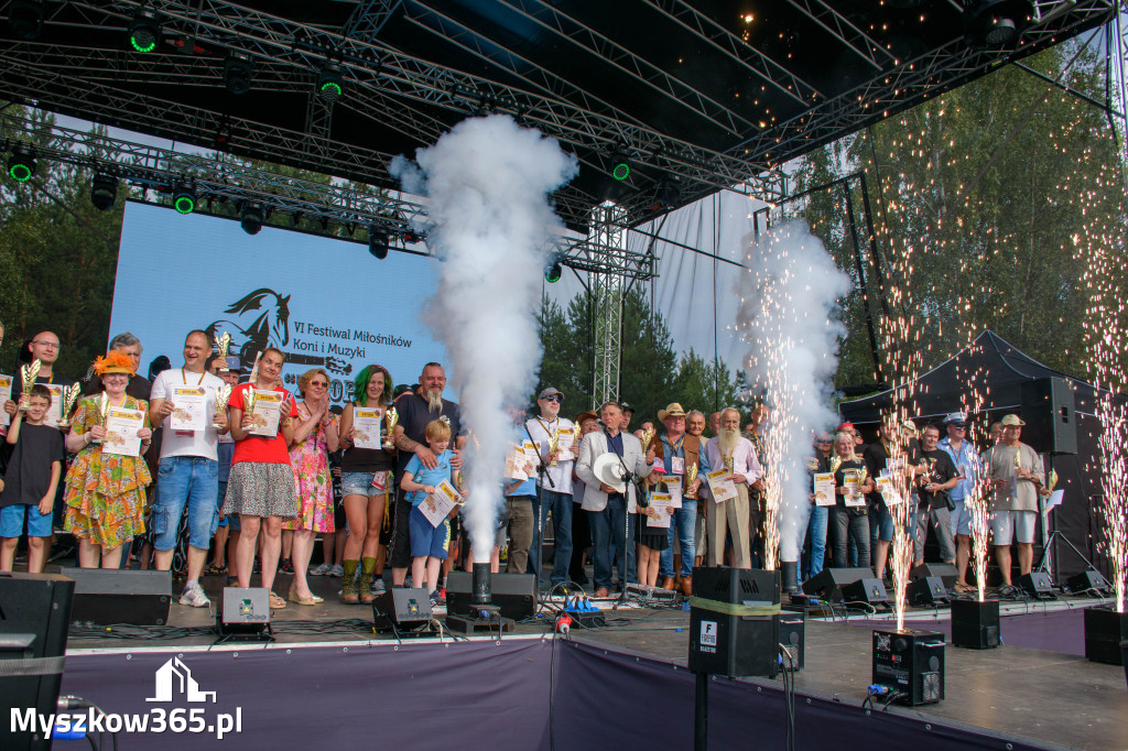 Fotorelacja XV: Festiwal z Kopyta w obiektywie Dawida Budnika