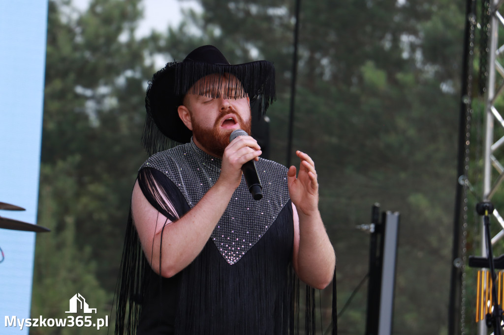 Fotorelacja XVI: Rozpoczęcie drugiego dnia Festiwalu z Kopyta - Ogólnopolski Konkursu COUNTRY STARS - soliści.
