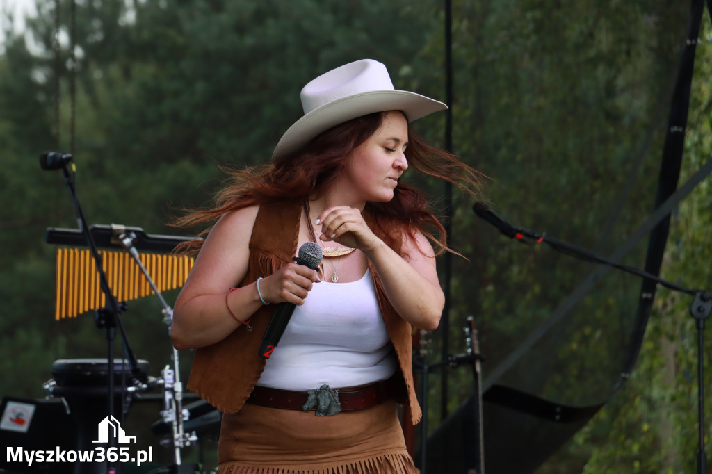 Fotorelacja XVI: Rozpoczęcie drugiego dnia Festiwalu z Kopyta - Ogólnopolski Konkursu COUNTRY STARS - soliści.