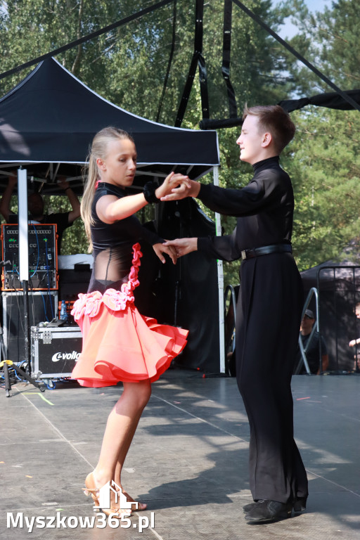 Fotorelacji XVIII: Taniec, muzyka i śpiew na Festiwalu z Kopyta w Gniazdowie