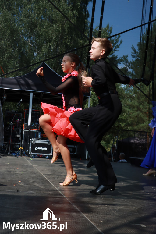 Fotorelacji XVIII: Taniec, muzyka i śpiew na Festiwalu z Kopyta w Gniazdowie