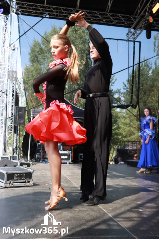 Fotorelacji XVIII: Taniec, muzyka i śpiew na Festiwalu z Kopyta w Gniazdowie