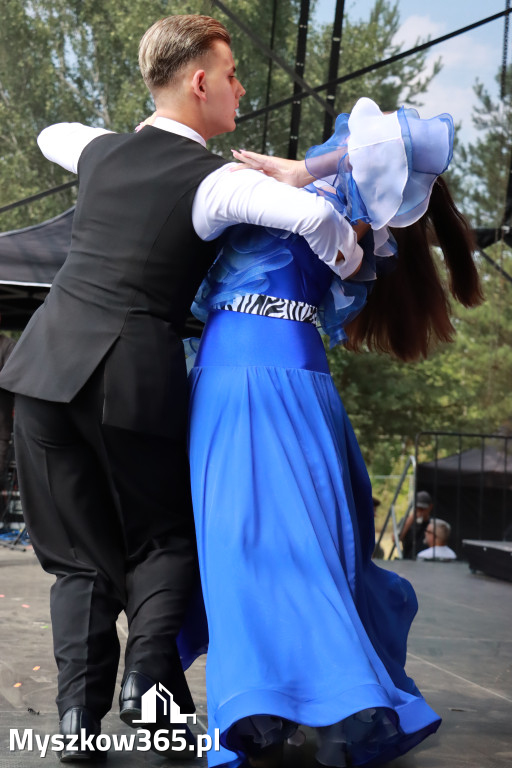 Fotorelacji XVIII: Taniec, muzyka i śpiew na Festiwalu z Kopyta w Gniazdowie