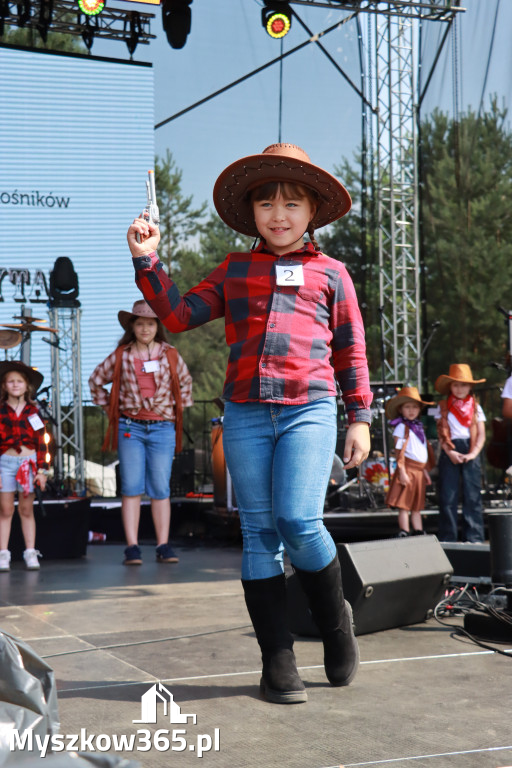Fotorelacja XIX: Konkurs na strój w stylu Country - Festiwal z Kopyta w Gniazdowie