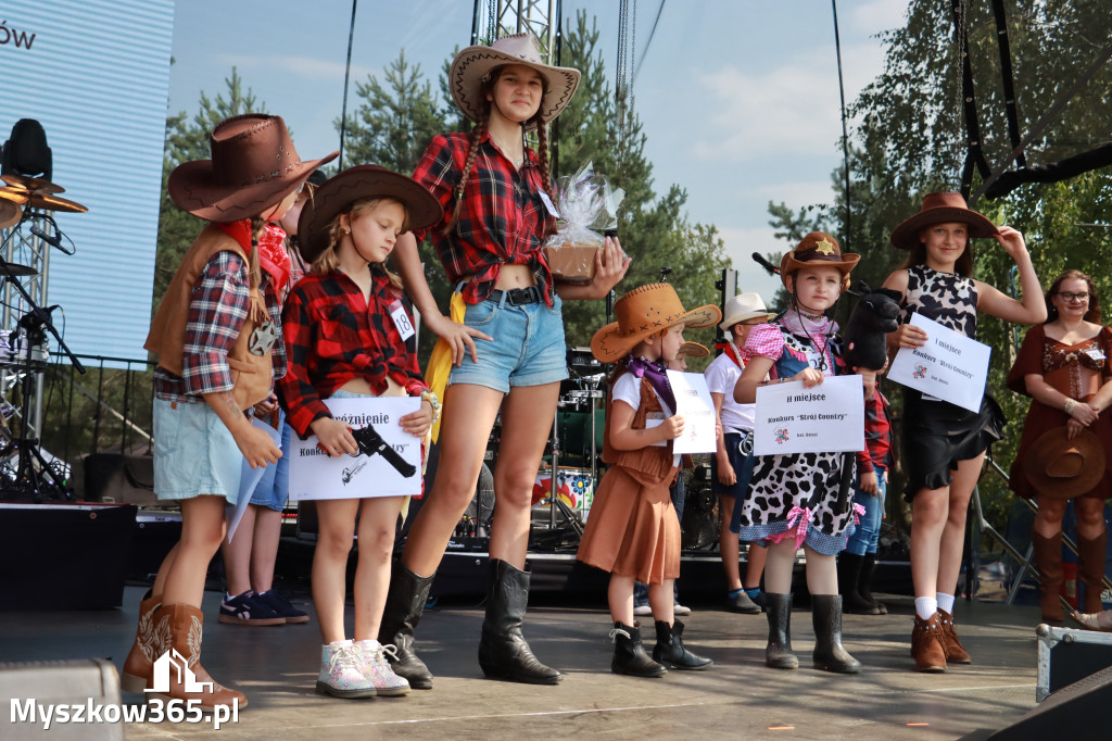 Fotorelacja XIX: Konkurs na strój w stylu Country - Festiwal z Kopyta w Gniazdowie