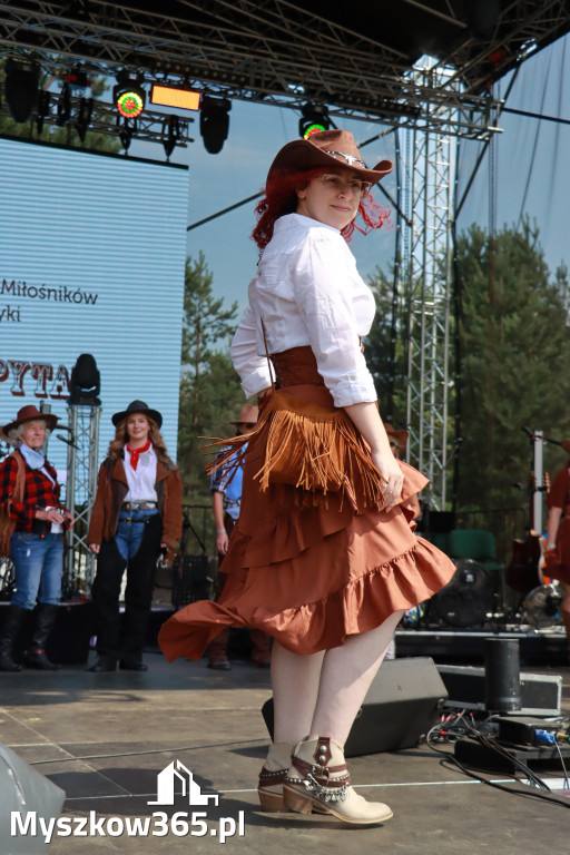 Fotorelacja XIX: Konkurs na strój w stylu Country - Festiwal z Kopyta w Gniazdowie