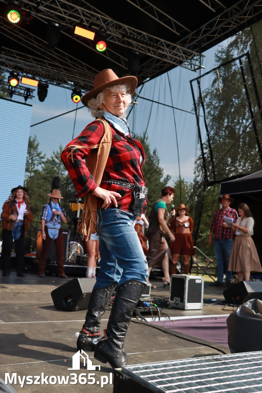Fotorelacja XIX: Konkurs na strój w stylu Country - Festiwal z Kopyta w Gniazdowie