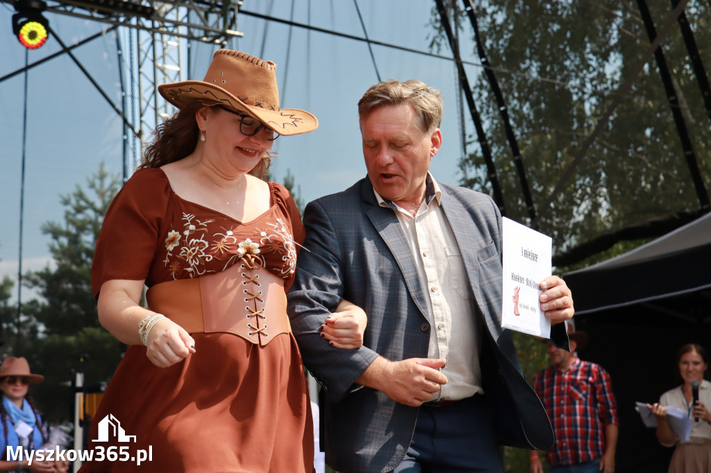 Fotorelacja XIX: Konkurs na strój w stylu Country - Festiwal z Kopyta w Gniazdowie