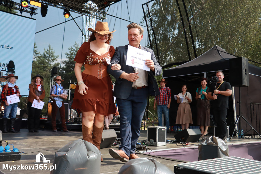 Fotorelacja XIX: Konkurs na strój w stylu Country - Festiwal z Kopyta w Gniazdowie
