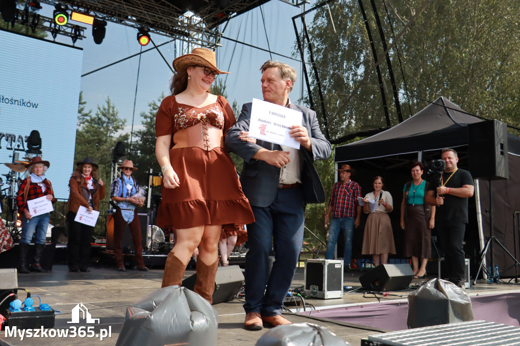 Fotorelacja XIX: Konkurs na strój w stylu Country - Festiwal z Kopyta w Gniazdowie