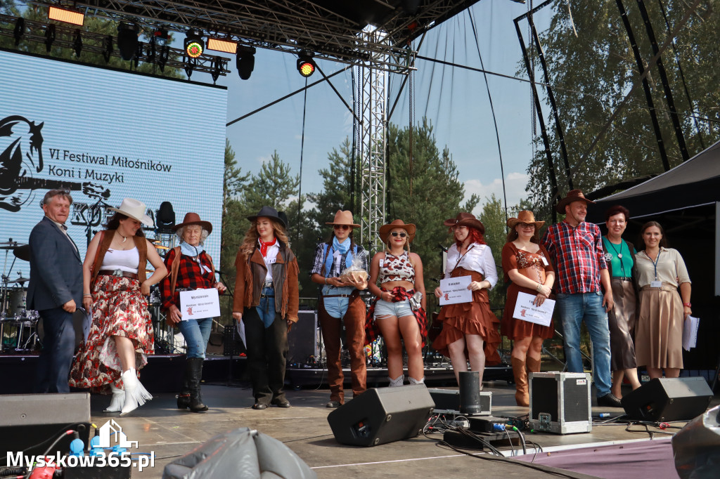 Fotorelacja XIX: Konkurs na strój w stylu Country - Festiwal z Kopyta w Gniazdowie
