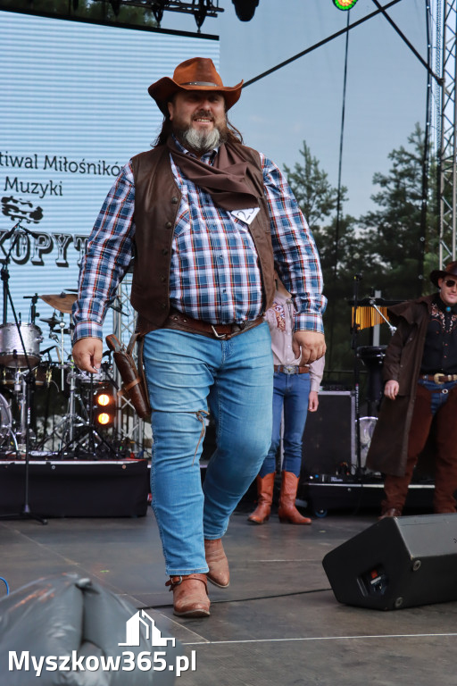 Fotorelacja XIX: Konkurs na strój w stylu Country - Festiwal z Kopyta w Gniazdowie