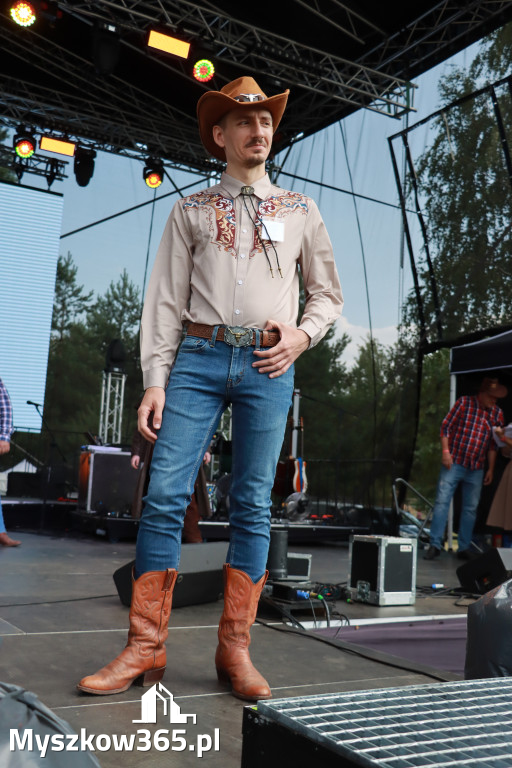 Fotorelacja XIX: Konkurs na strój w stylu Country - Festiwal z Kopyta w Gniazdowie