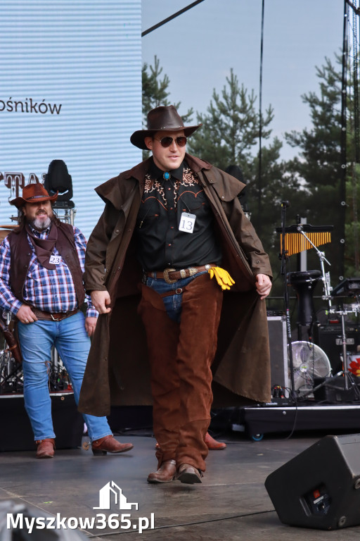 Fotorelacja XIX: Konkurs na strój w stylu Country - Festiwal z Kopyta w Gniazdowie