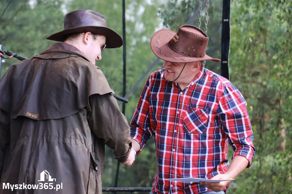 Fotorelacja XIX: Konkurs na strój w stylu Country - Festiwal z Kopyta w Gniazdowie