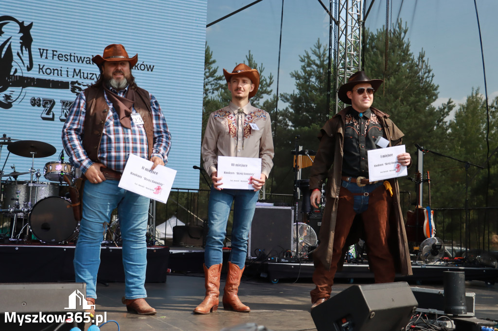 Fotorelacja XIX: Konkurs na strój w stylu Country - Festiwal z Kopyta w Gniazdowie