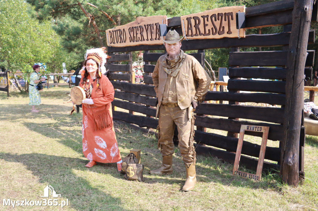 Fotorelacji XVIII: Taniec, muzyka i śpiew na Festiwalu z Kopyta w Gniazdowie