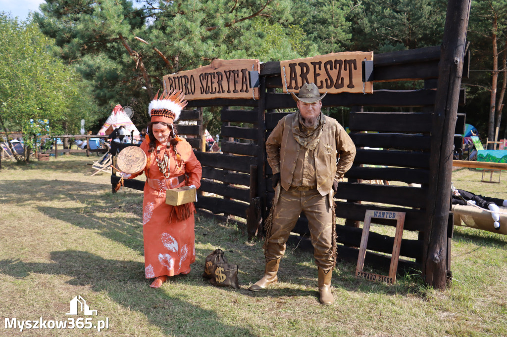 Fotorelacji XVIII: Taniec, muzyka i śpiew na Festiwalu z Kopyta w Gniazdowie