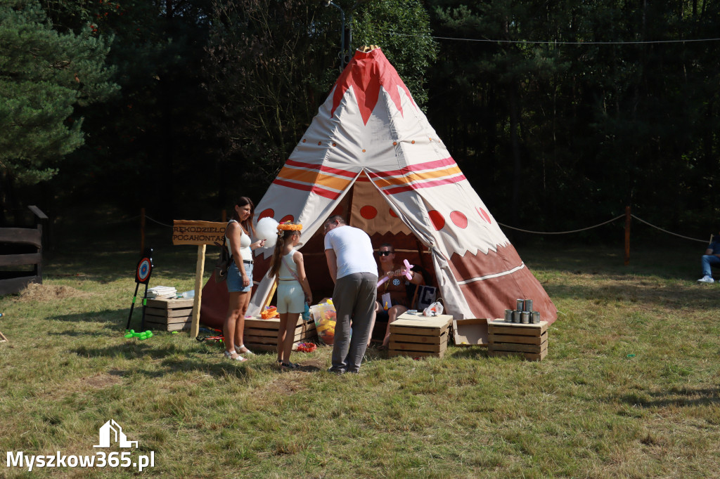 Fotorelacji XVIII: Taniec, muzyka i śpiew na Festiwalu z Kopyta w Gniazdowie