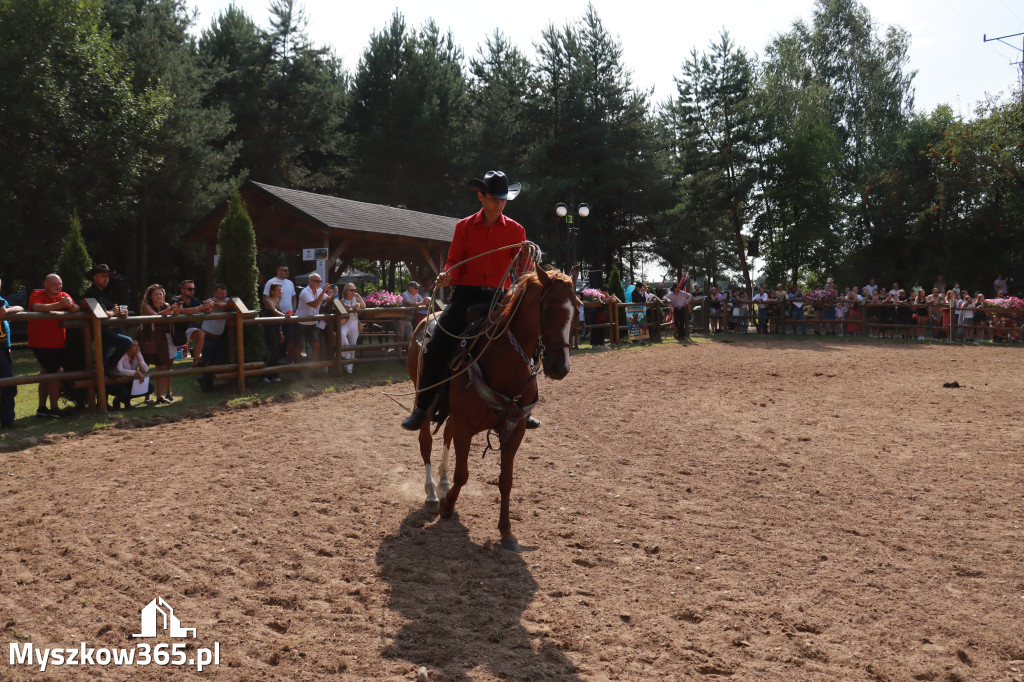 Fotorelacja XXI: Kaskaderski pokaz jeździecki - Festiwal z Kopyta w Gniazdowie