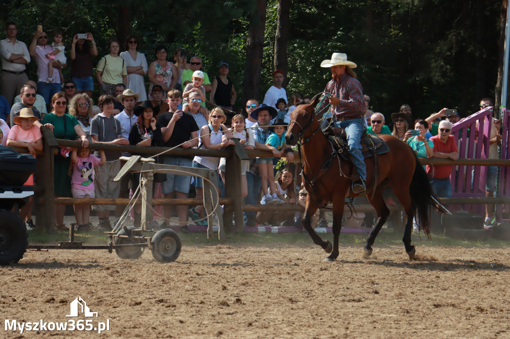 Fotorelacja XXI: Kaskaderski pokaz jeździecki - Festiwal z Kopyta w Gniazdowie