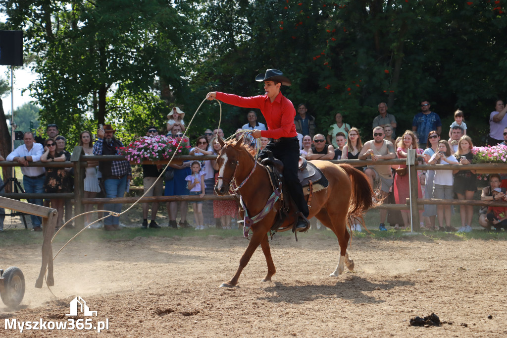 Fotorelacja XXI: Kaskaderski pokaz jeździecki - Festiwal z Kopyta w Gniazdowie