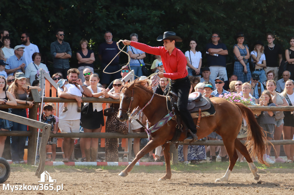 Fotorelacja XXI: Kaskaderski pokaz jeździecki - Festiwal z Kopyta w Gniazdowie