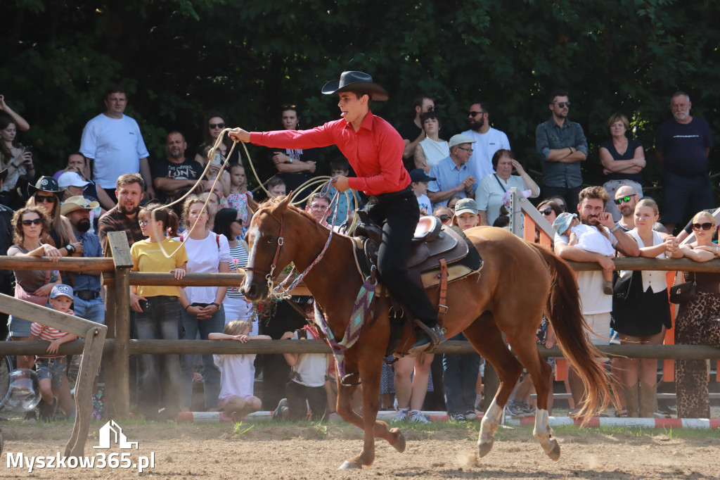 Fotorelacja XXI: Kaskaderski pokaz jeździecki - Festiwal z Kopyta w Gniazdowie