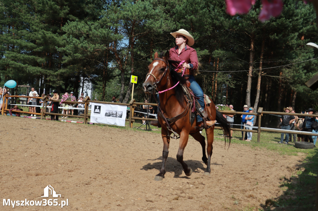 Fotorelacja XXI: Kaskaderski pokaz jeździecki - Festiwal z Kopyta w Gniazdowie