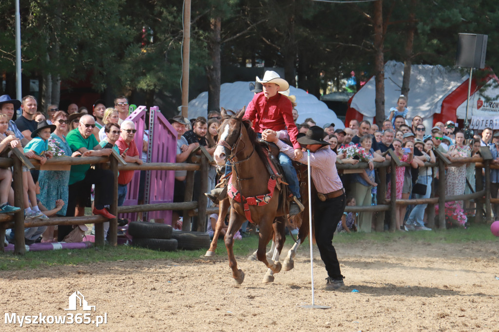 Fotorelacja XXI: Kaskaderski pokaz jeździecki - Festiwal z Kopyta w Gniazdowie