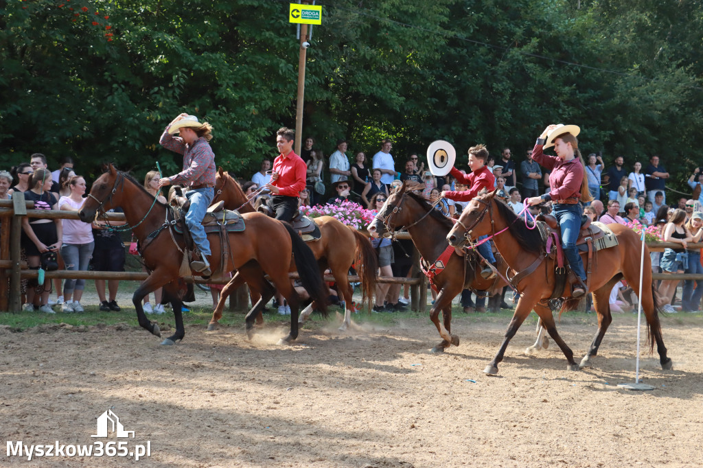 Fotorelacja XXI: Kaskaderski pokaz jeździecki - Festiwal z Kopyta w Gniazdowie